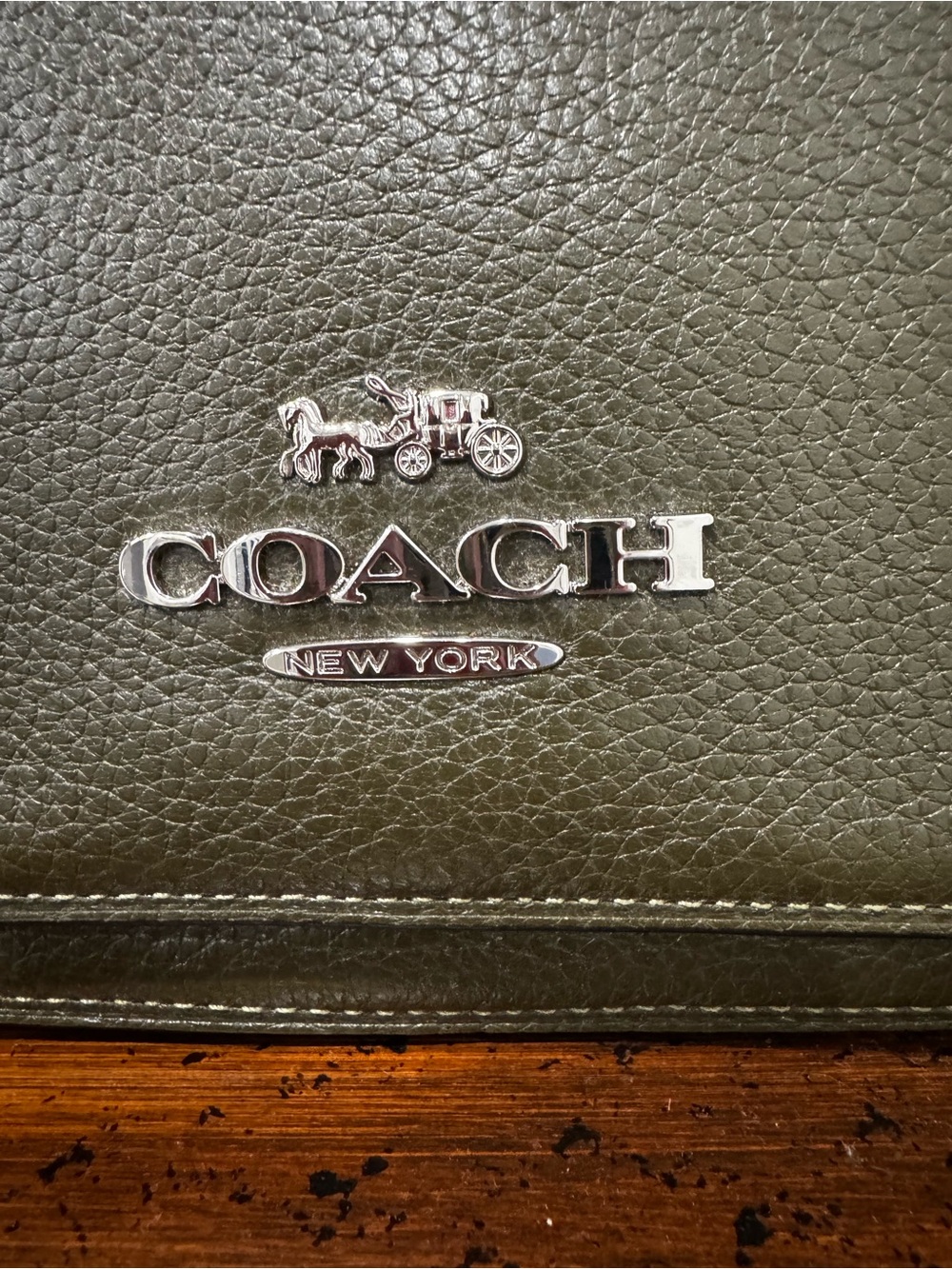 💚COACH Pebbled Leather Flap Crossbody Bag Olive Green Silver Hardware style76698 - Picture 2 of 12